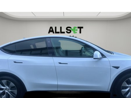 2022 Tesla Model Y E RWD 342BHP 5DR AUTO €29,995 thumbnail
