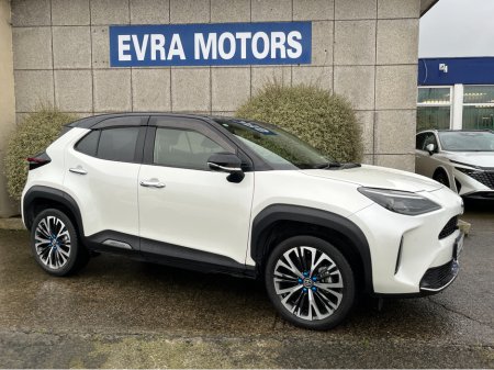2021 Toyota Yaris Cross Z HYBRID AUTOMATIC 1.5 PETROL //HIGH SPEC//HALF LEATHER HEATED SEATS//HEATED STEERING WHEEL//360 PARKING CAMERAS// €22,950 thumbnail