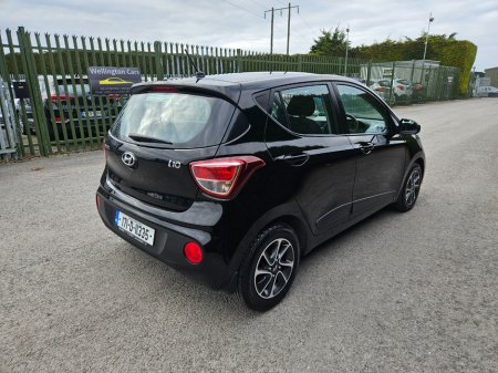 2017 Hyundai i10 - thumbnail 5