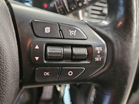 2017 Kia Sorento Platinum 2WD thumbnail