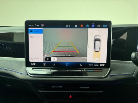 2025 Volkswagen Passat R-LINE 1.5 PHEV DSG €42,990 thumbnail