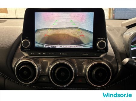 2023 Nissan Juke HYBRID 1.6 N-DESIGN 2T €25,995 thumbnail