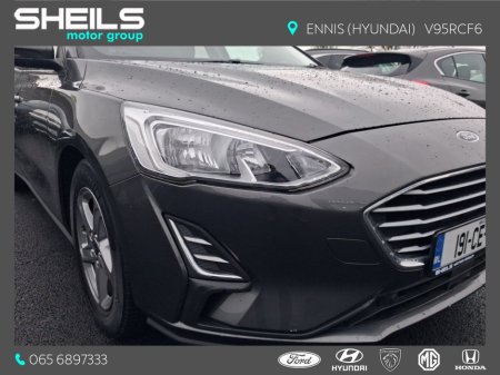 2019 Ford Focus - thumbnail 16