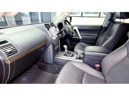 2023 Toyota Landcruiser - thumbnail 14