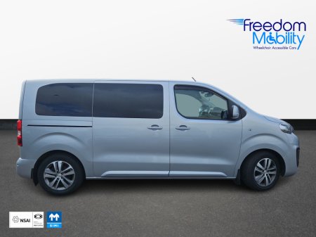 2020 Peugeot Expert traveller wheelchair access €35,950