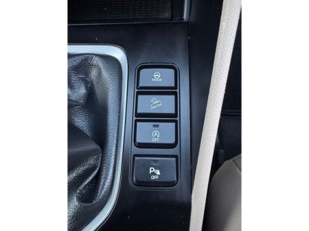 2017 Hyundai Tucson 1.7 EXECUTIVE 5DR €14,999 thumbnail