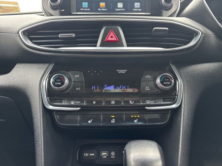 2019 Hyundai Santa Fe - thumbnail 25