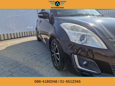 2014 Suzuki Swift - thumbnail 2