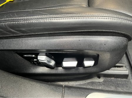 2018 BMW 7 Series 2018 BMW 740E iPERFORMANCE M-SPORT 2.0 AUTOMATIC / CRUISE CONTROL / 360° PARKING CAMERA / ELECTRIC MEMORY HEATED & MASSAGING SEATS / REAR HEATED SEATS / PADDLE SHIFTERS thumbnail