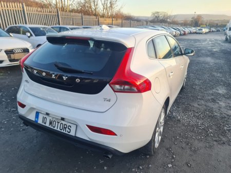 2013 Volvo V40 1.6Petrol T4 SE Automatic  (3687) €11,795 thumbnail