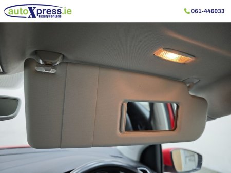 2017 Volkswagen Polo - thumbnail 36