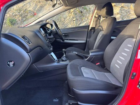 2015 Kia Ceed - thumbnail 9