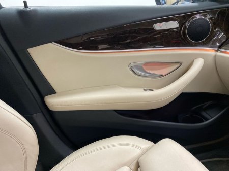 2021 Mercedes-Benz E Class - thumbnail 17