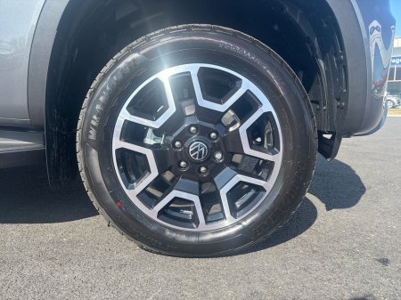 2025 Volkswagen Amarok  €60,810 thumbnail