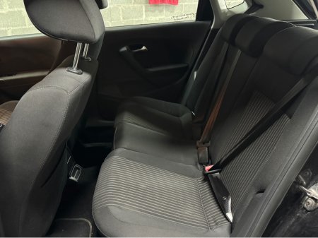 2013 Volkswagen Polo - thumbnail 15