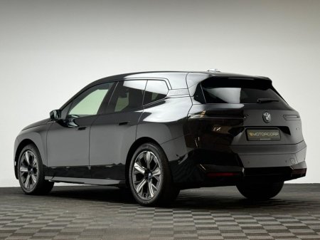 2023 BMW iX - thumbnail 5