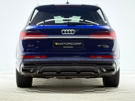 2022 Audi Q7 S LINE 55 TFSI E QUATTRO €64,990 thumbnail