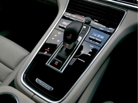 2023 Porsche Panamera - thumbnail 27