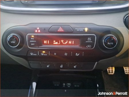 2019 Kia Sorento - thumbnail 16