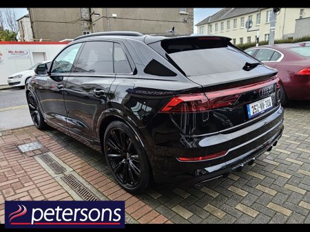 2025 Audi Q8 490PS QUATTRO S-LINE AUTOMATIC - PANORAMIC ROOF €104,950 thumbnail