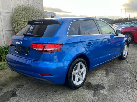 2020 Audi A3 SE HATCHBACK AUTOMATIC 1.4 PETROL //LOW MILES//ADAPTIVE CRUISE CONTROL//BLIND SPOT WARNING//KEYLESS ENTRY//REVERSE CAMERA// €21,950 thumbnail