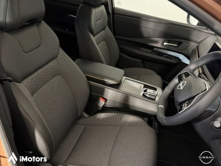 2026 Nissan Ariya  thumbnail