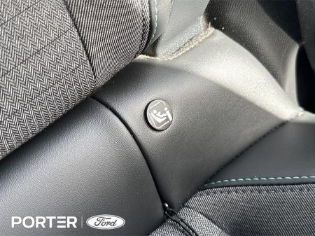 2023 Peugeot 2008 - thumbnail 38