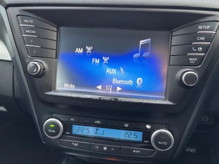 2017 Toyota Avensis 1.6 D-4D Luna Navi Saloon €10,500 thumbnail