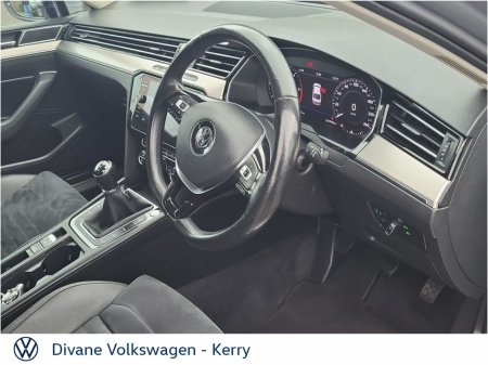 2018 Volkswagen Passat - thumbnail 2