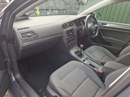 2013 Volkswagen Golf - thumbnail 13