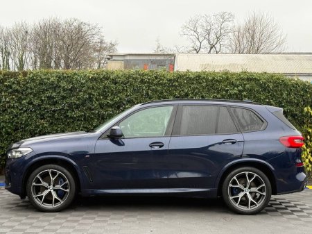 2022 BMW X5 M-SPORT PRO XDRIVE30d * HUGE SPEC * // OPENING PAN ROOF // SERVICE HISTORY // COMFORT PACKAGE €69,900 thumbnail