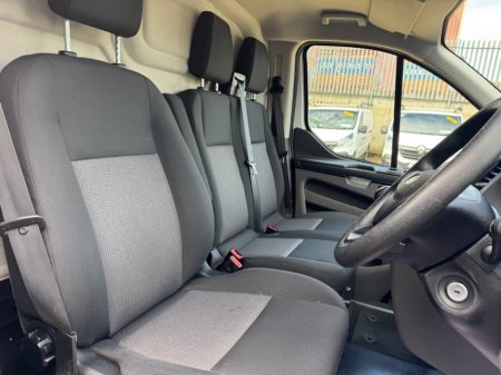 2022 Ford Transit Custom - thumbnail 16