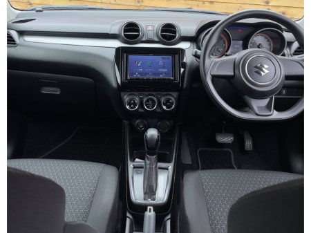 2017 Suzuki Swift - thumbnail 7