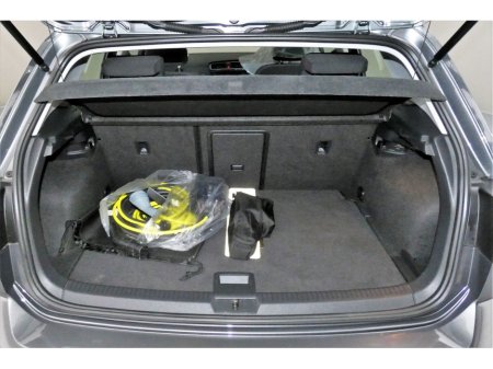 2019 Volkswagen E-Golf - thumbnail 25