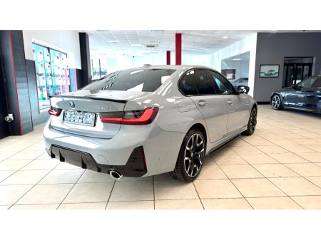 2025 BMW 3 Series - thumbnail 22