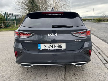 2025 Kia Ceed - thumbnail 6