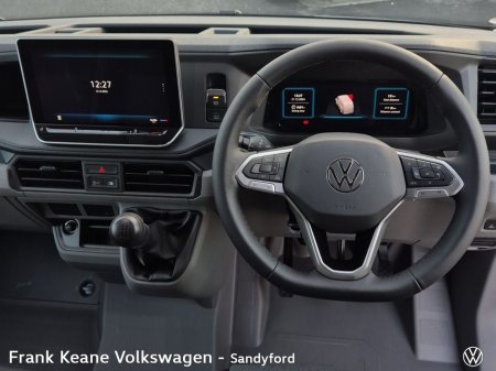 2026 Volkswagen Crafter HIGHLINE 30 MWB 140BHP M6F *APPLE CARPLAY/ANDROID AUTO* *REAR VIEW CAMERA* *FRONT AND REAR PARKING SENSORS* *LED CARGO LIGHTS* *AIR CONDITIONING* €39,367 thumbnail