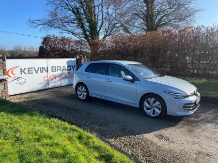 2025 Volkswagen Golf - thumbnail 1