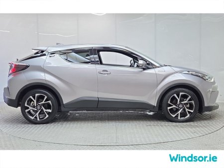 2017 Toyota C-HR - thumbnail 12