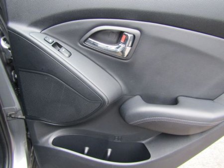 2013 Hyundai ix35 Premium 2WD 5DR €6,950 thumbnail