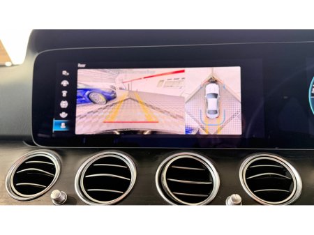 2023 Mercedes-Benz E Class - thumbnail 4