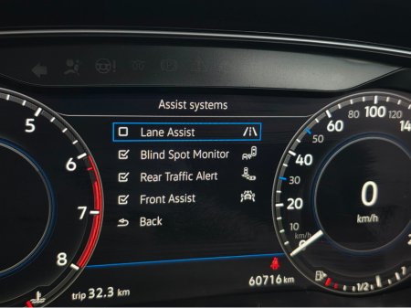 2019 Volkswagen Golf ( 192 REG ) HIGHLINE FULL LEATHER SEATS HEATED ELECTRIC SEATS SAT NAV PACK - VIRTUAL CLOCKS -REVERSE CAMERA - NAVIGATION - CARPLAY - ANDROID AUTO- BLIND SPOT REAR TRAFFIC ASSIST - DISCOVER PRO €22,950 thumbnail