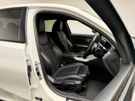 2020 BMW 3 Series 330E M SPORT €27,990 thumbnail