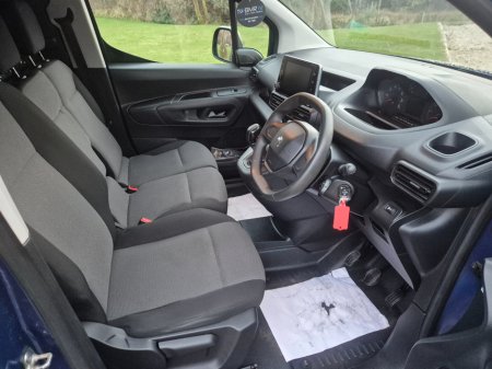 2020 Peugeot Partner - thumbnail 2