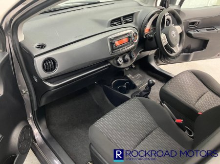 2012 Toyota Yaris 1.0 VVT-i 3Dr Terra €6,950 thumbnail