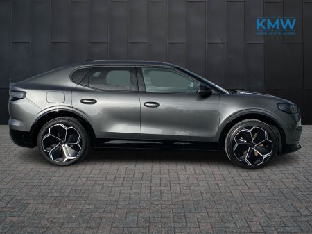 2026 Ford Capri - thumbnail 5