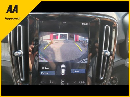 2020 Volvo XC40 - thumbnail 23