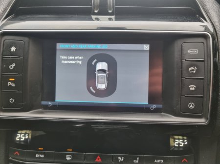 2017 Jaguar F-Pace RWD 2.0 D 163PS Prestige €10,999 thumbnail