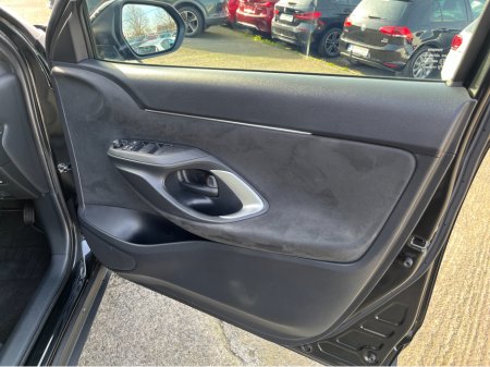 2023 Toyota Yaris Cross - thumbnail 12