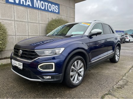 2021 Volkswagen T-Roc STYLE DESIGN PACK AUTOMATIC 2.0 DIESEL //LOW MILES//ADAPTIVE CRUISE CONTROL//KEYLESS ENTRY//REVERSE CAMERA// €26,950 thumbnail